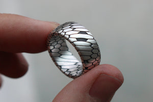 Escher Ring