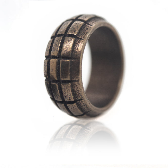 The Steel Nade (Bronze)